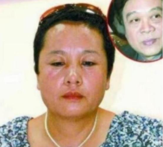 “赵忠祥瞒着妻子与我发生关系多年，并有特殊癖好，令我身心受到严重伤害。”2004