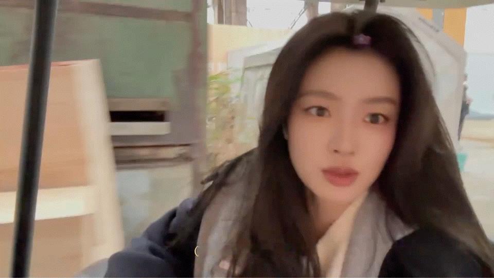 徐若晗镜头下的桃花坞徐若晗桃花坞vlog专属vlog带来满满惊喜，镜头记录下桃花