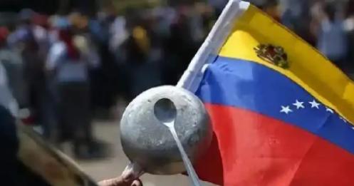 其实对于一个国家来说，最危险的事情是啥，就是资产负债表变烂了。有点类似你一个月得