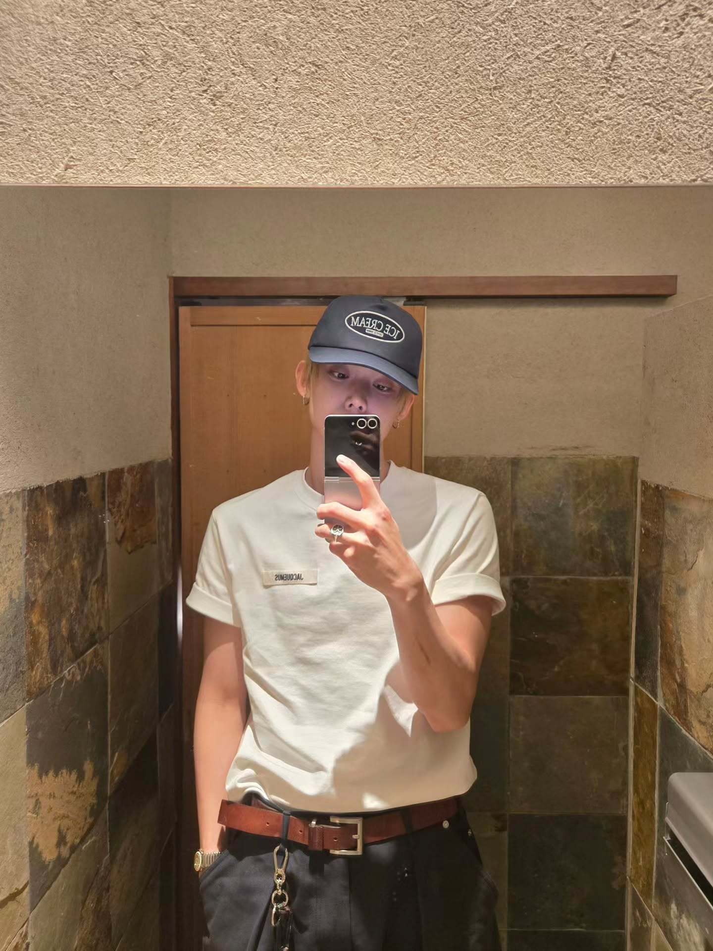 260622 yawnzzn IGice cream boy🍦🧢 