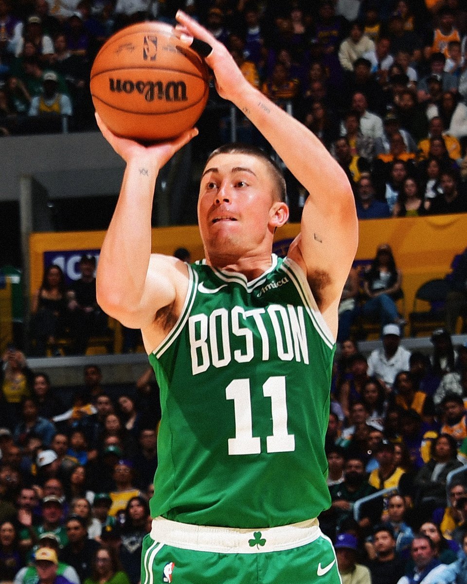 吴京回应镖人票房逆袭记录收割机！面对湖人，普里查德爆砍30分4板8助，三分9中6