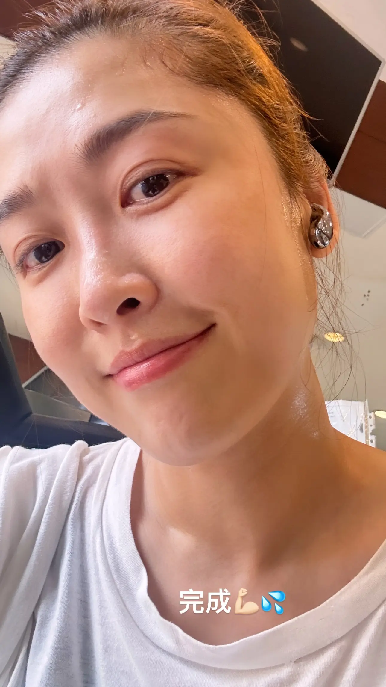 周丽淇确实靓。