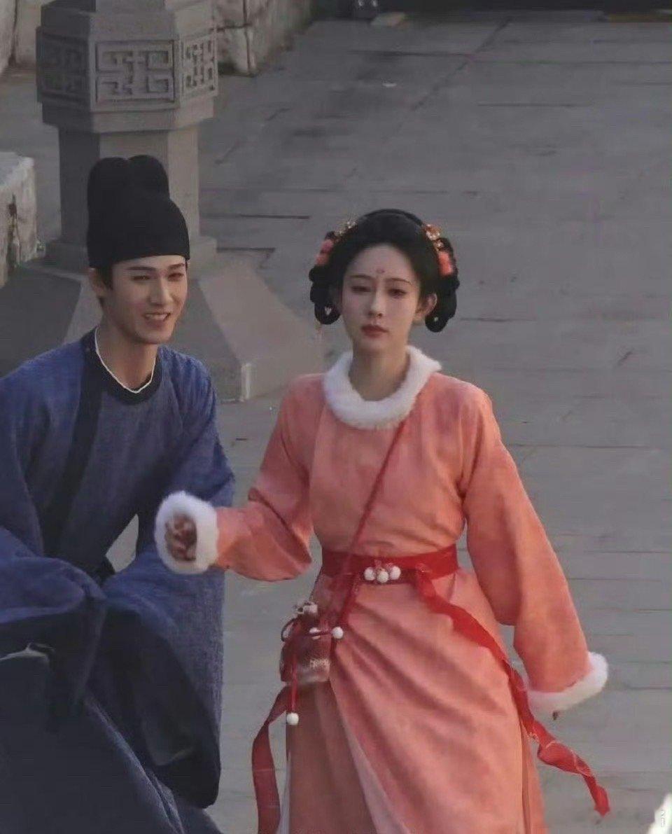 《尚公主》孟子义、李昀锐同框路透🈶️，网友都在说和角色不符，没有少女的感觉 