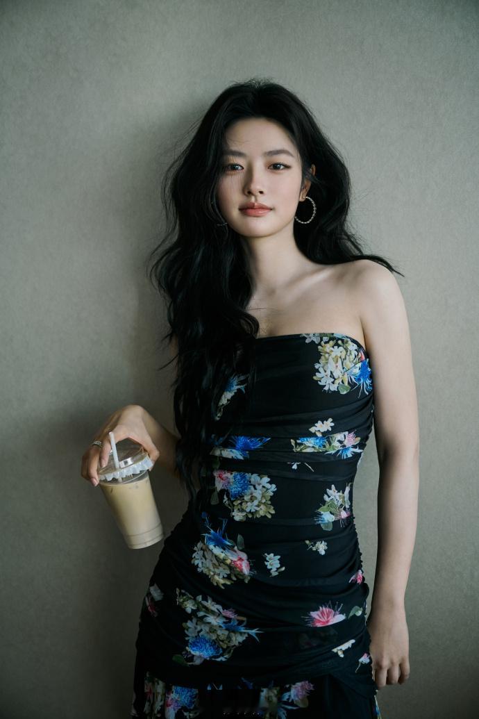 徐若晗28岁生日博 