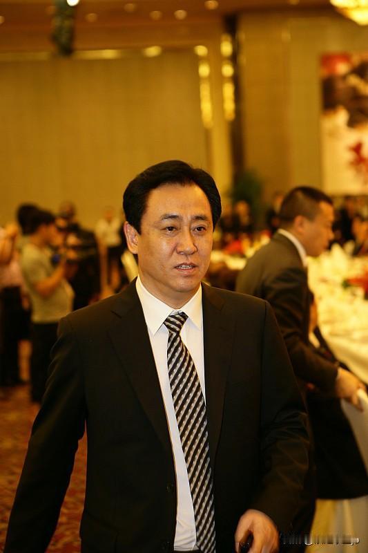 恒大破产清算一事已然尘埃落定。8月21日，广州中院裁定受理恒大地产的破产清算申请
