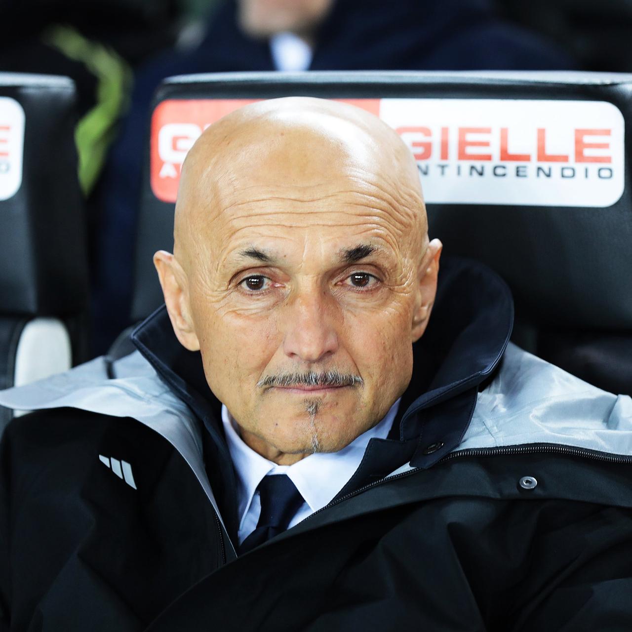 【斯帕莱蒂续约仅剩最后细节】

本周，尤文图斯管理层将与斯帕莱蒂就新合同举行会谈