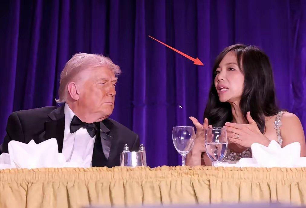 白宫枪击现场太真实了这场突发枪击，把现实的残酷狠狠摆在了所有人眼前晚宴之上，厦门