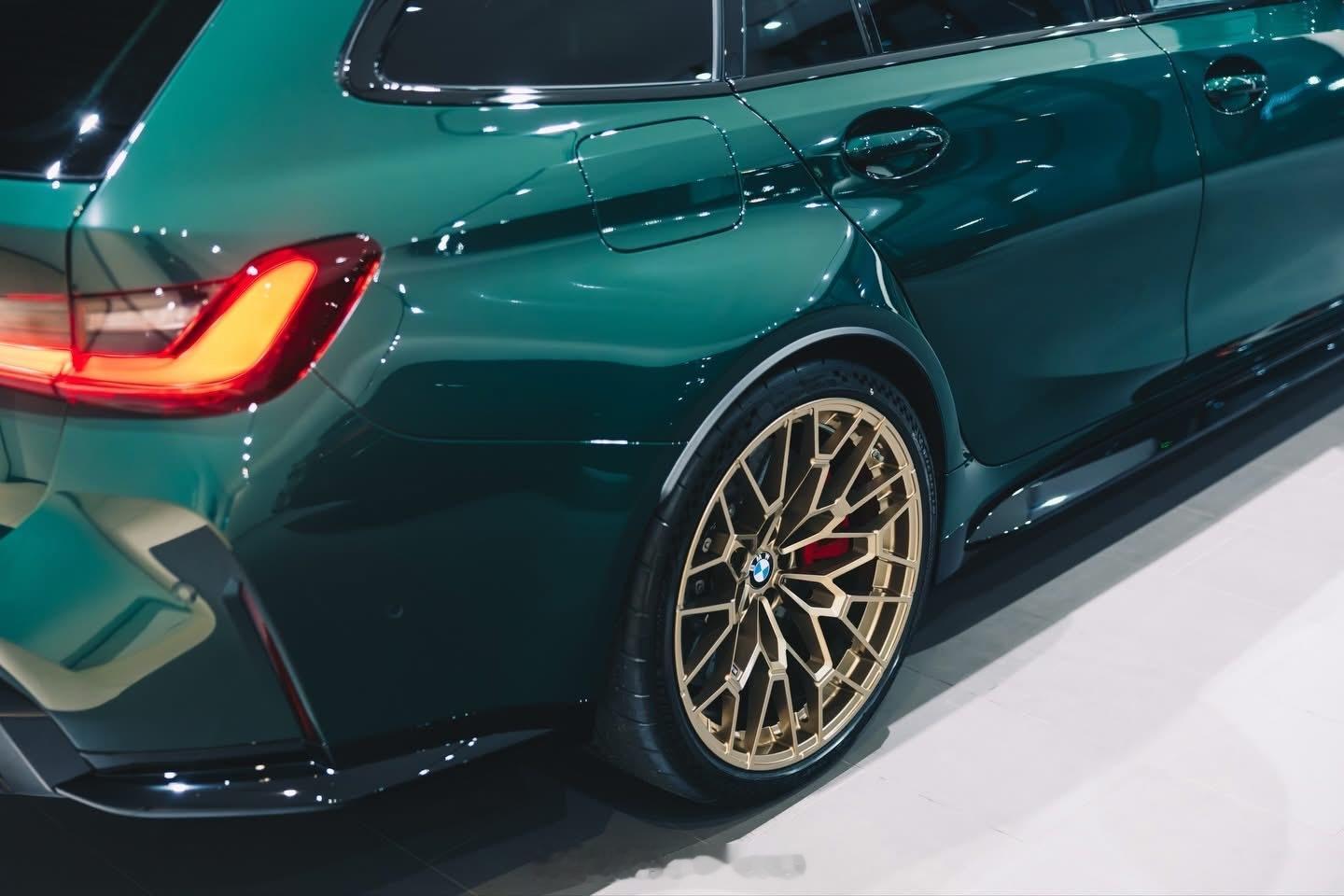 纽北7分出头的旅行车也可能是目前地表性能最强的旅行车🚙宝马M3 CS旅行版🚀