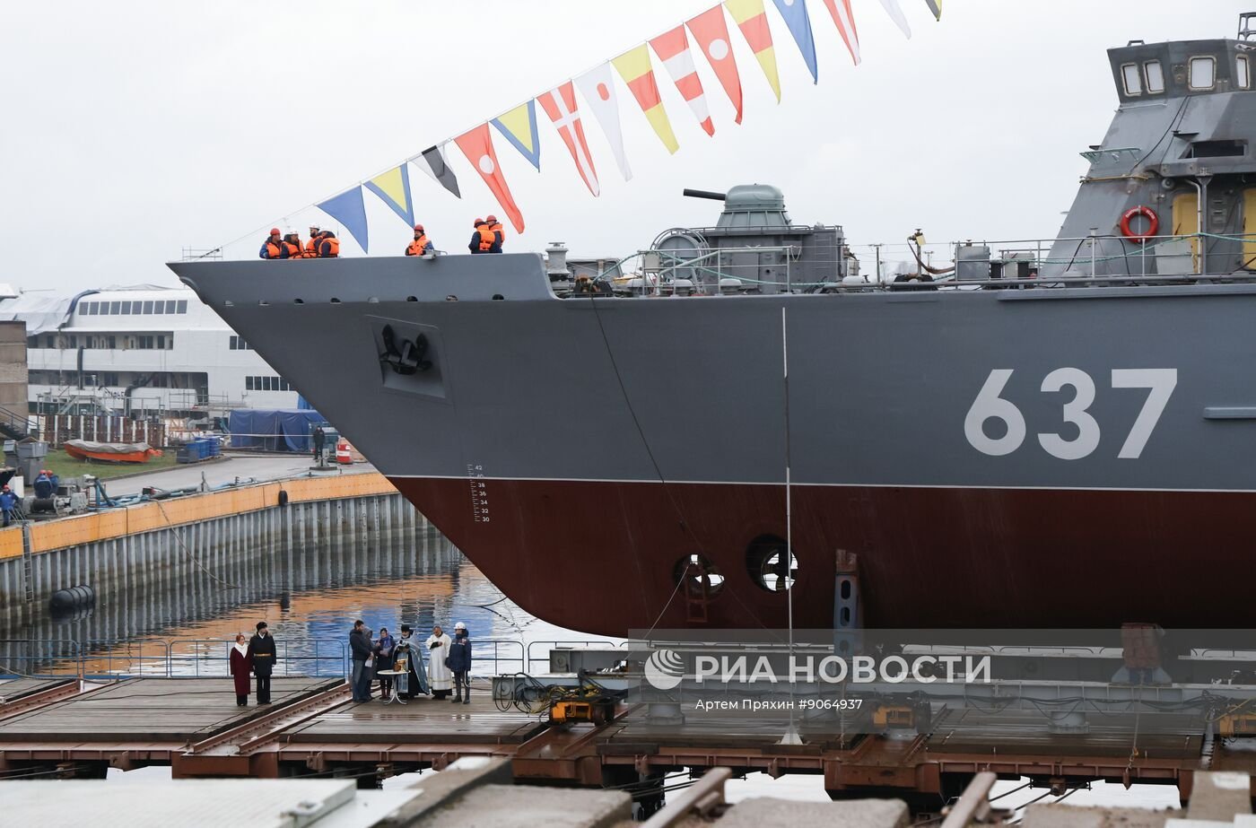 12700型“变石”级扫雷舰11号舰 “德米特里.利索夫”号下水2025年12月