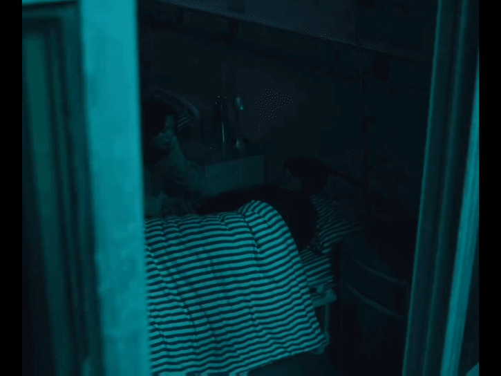 下属撞到上司暧昧落荒而逃 《女神蒙上眼》这段剧情简直是社死名场面！下属撞见上司暧