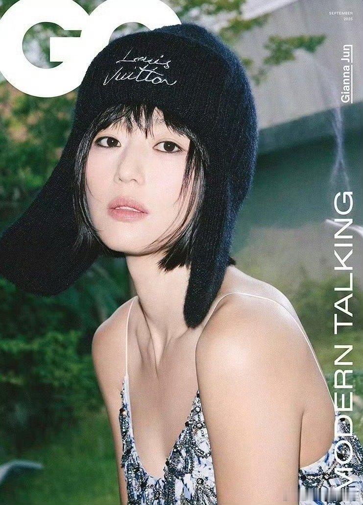 全智贤韩版GQ九月刊封面全智贤韩版GQ九月刊全智贤韩版GQ九月刊封面，女神，[送
