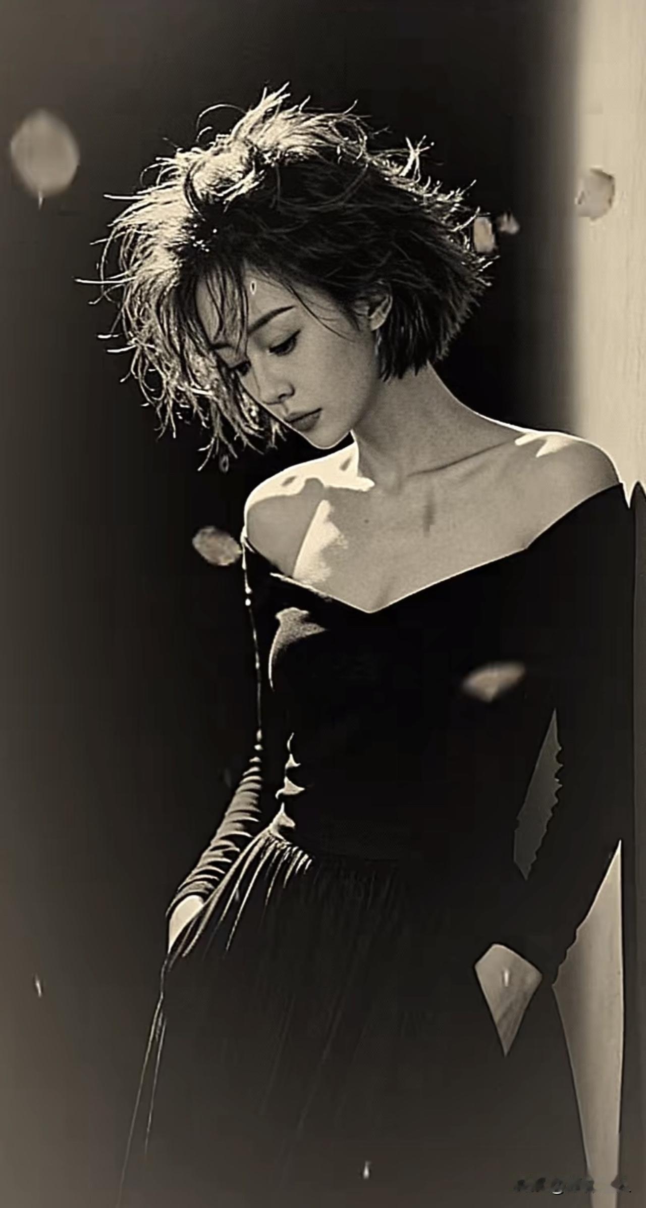 关关难过，关关过；事事难熬，事事熬。

不是因为有希望才坚持，而是坚持了才有希望