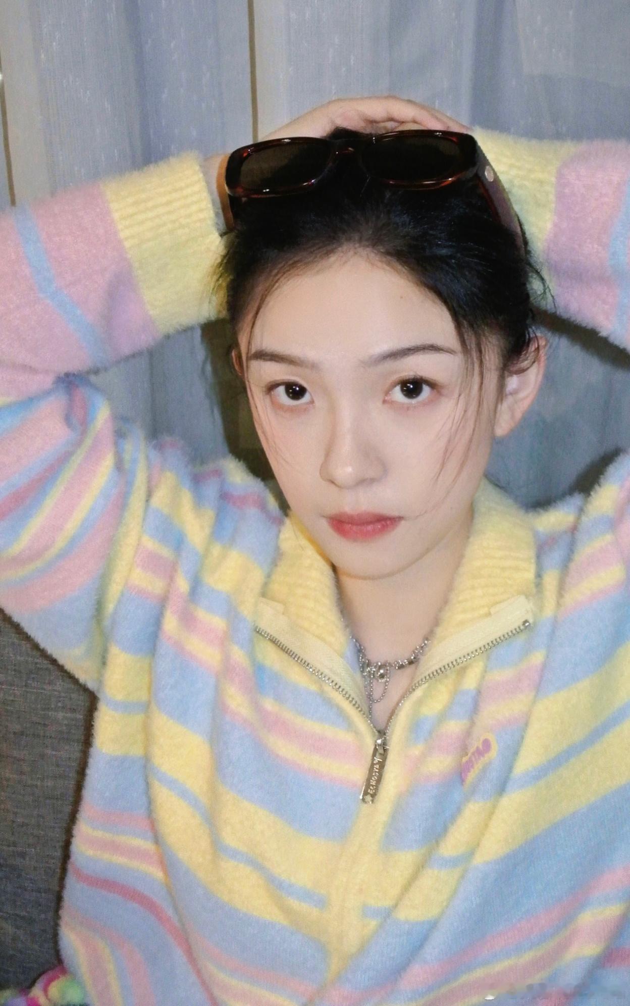 我的生活主色调🩵🩷💛#致可爱的你##马卡珑#  ​​​