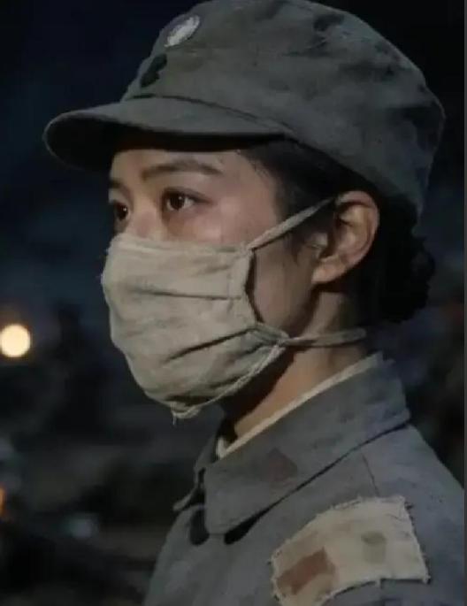 1943年，苏北日军特意请来名医林慧珍，只为救活一个身中六枪的死囚，林慧珍划开囚