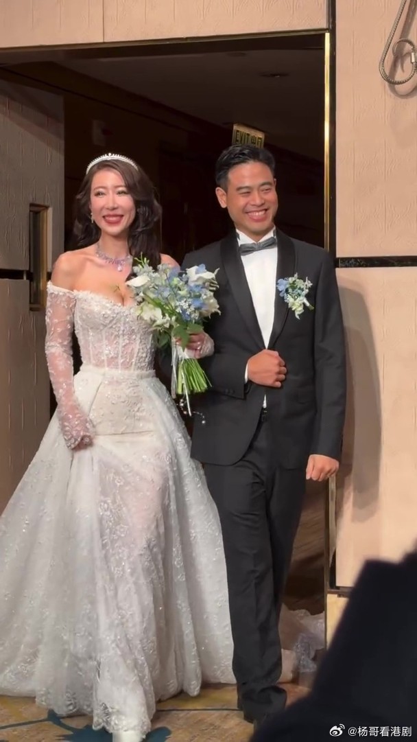 前TVB咪神陳沛汶大婚！36E傲人身材超吸睛 滿身「流星錘」金器貴氣拉滿.前無綫