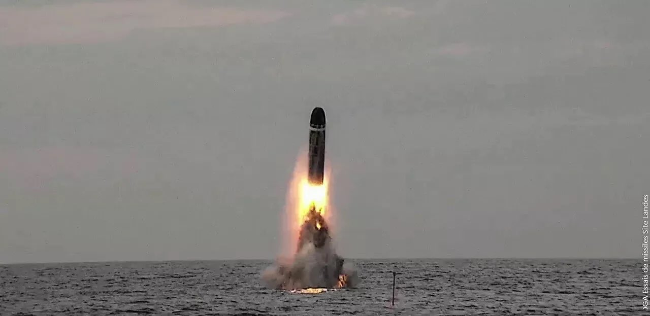 法国M51.3水下首飞东高地呢东高地呢救一救啊 ​​​