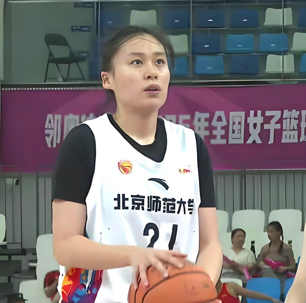 黄靖和王乔峰险冲突，展淑萍吃T，上海女篮惜败北师大。
全国女篮锦标赛排位赛，29