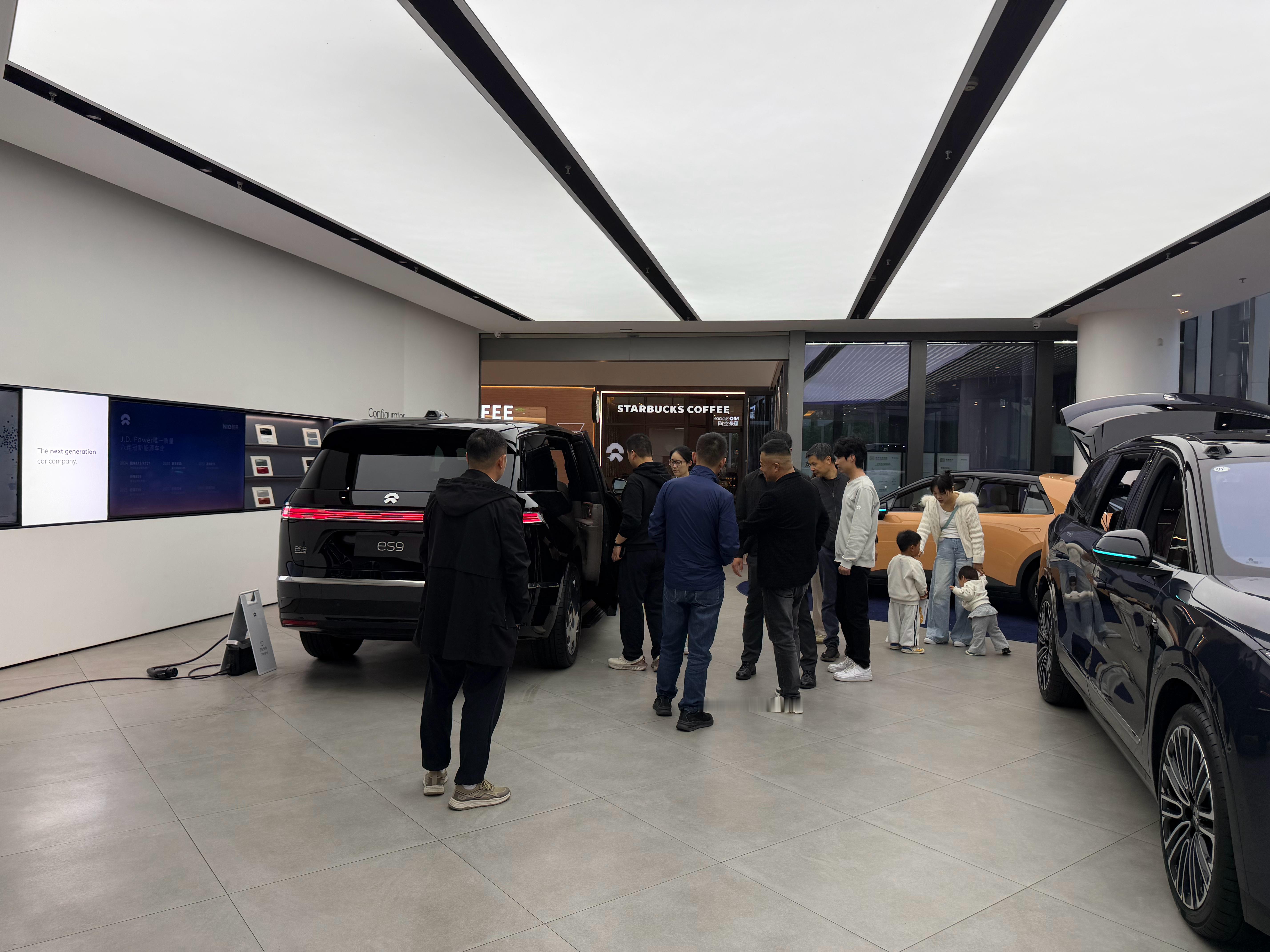ES9目标定位人群精准人可太多了新能源汽车﻿新能源汽车大v聊车