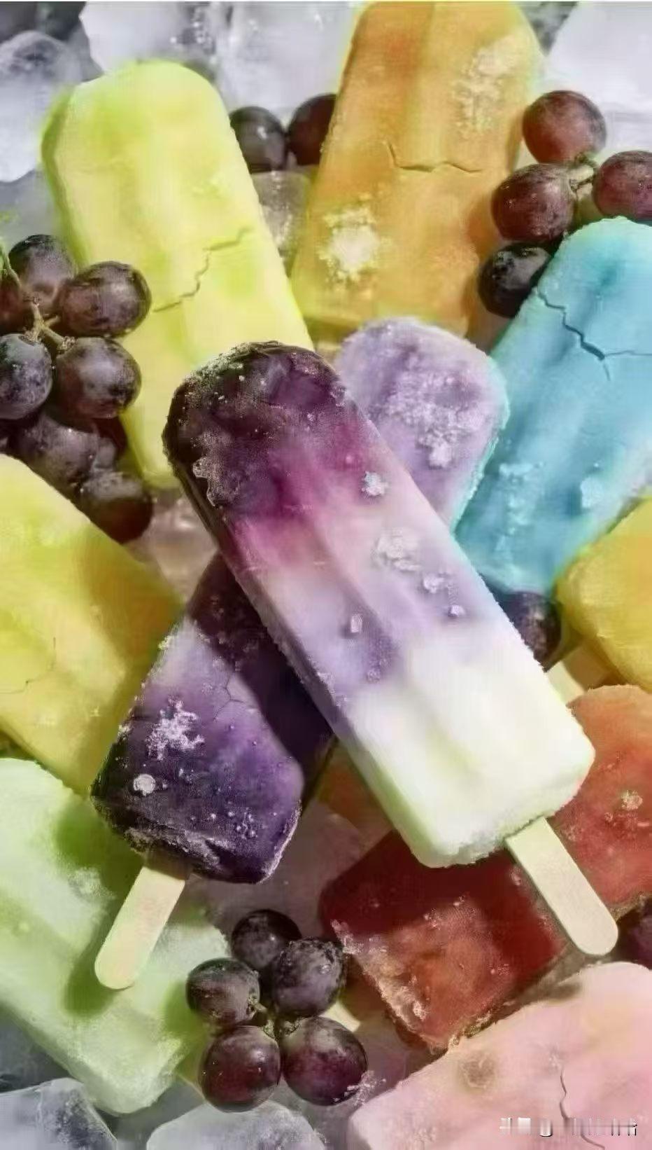 毁掉一个小朋友的健康
每天一个冰淇淋🍦就够了
特别是夏天，透心凉，心飞扬，消耗