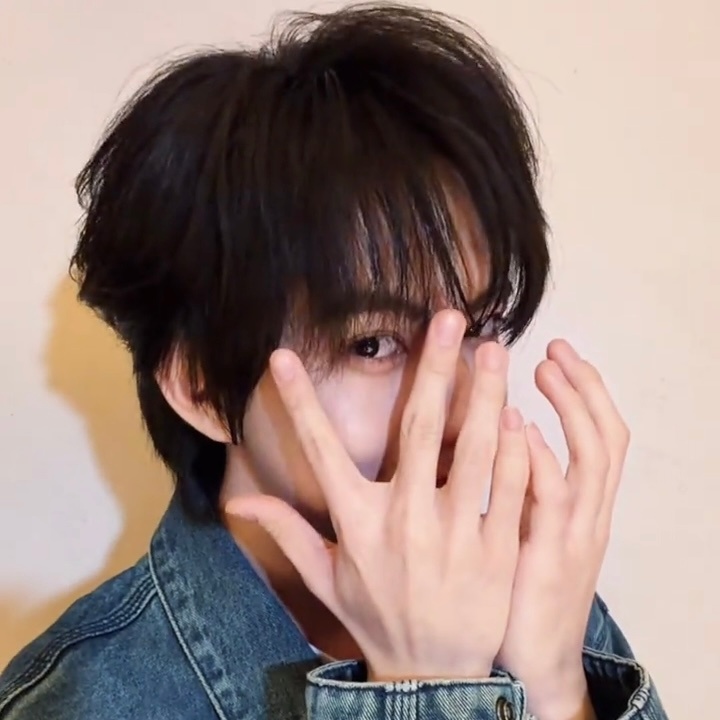 6月15日 13:14 刘轩丞《非你不可》独白视频闹钟都上了吗？今天专注妈咪的告