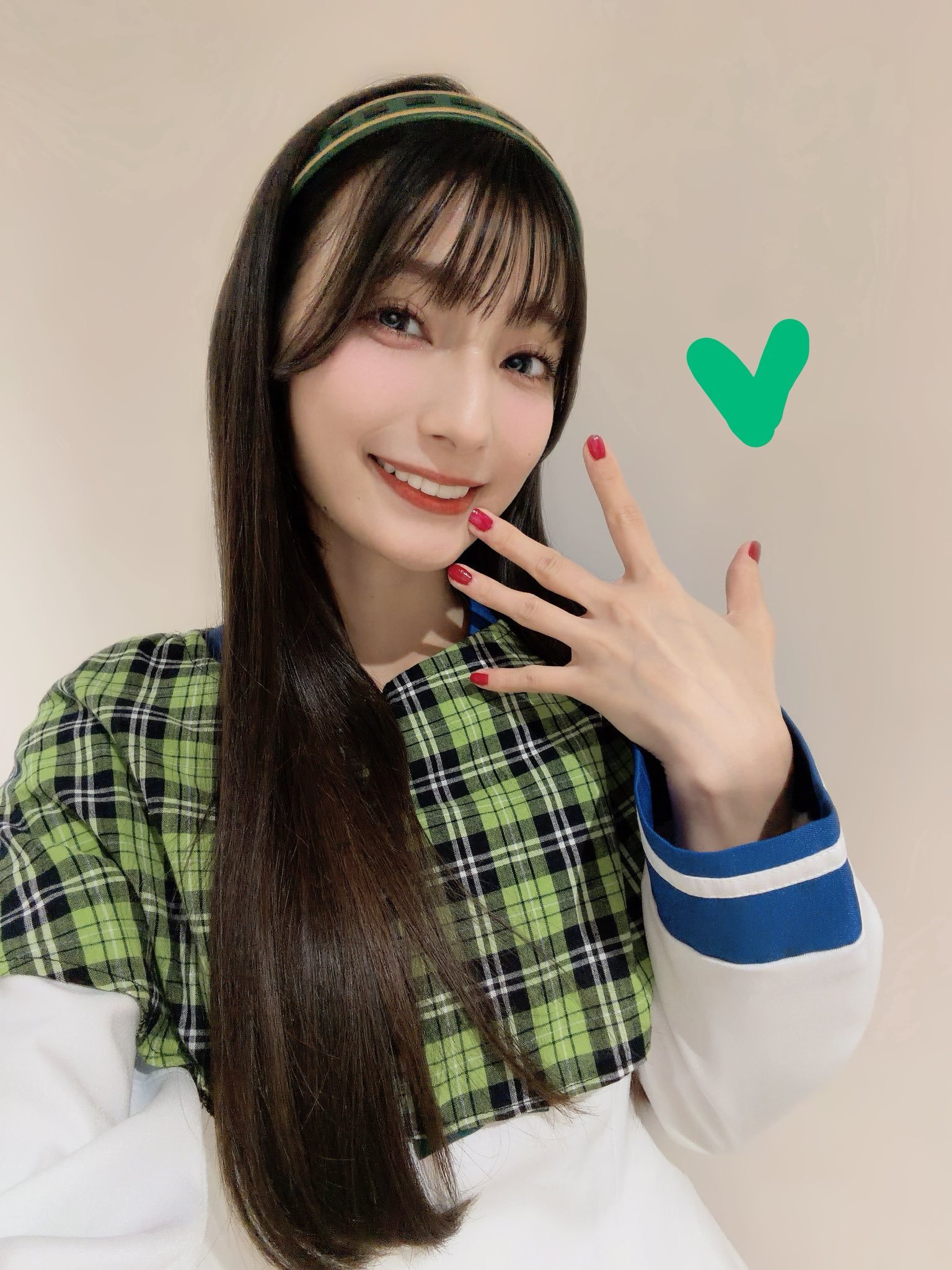 高野麻里佳