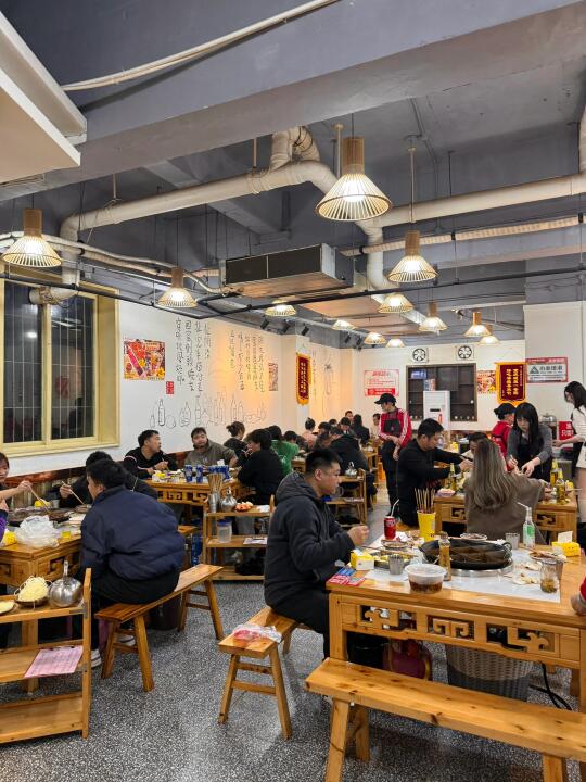 这才是成都本地人一直吃的社区火锅（非网红）