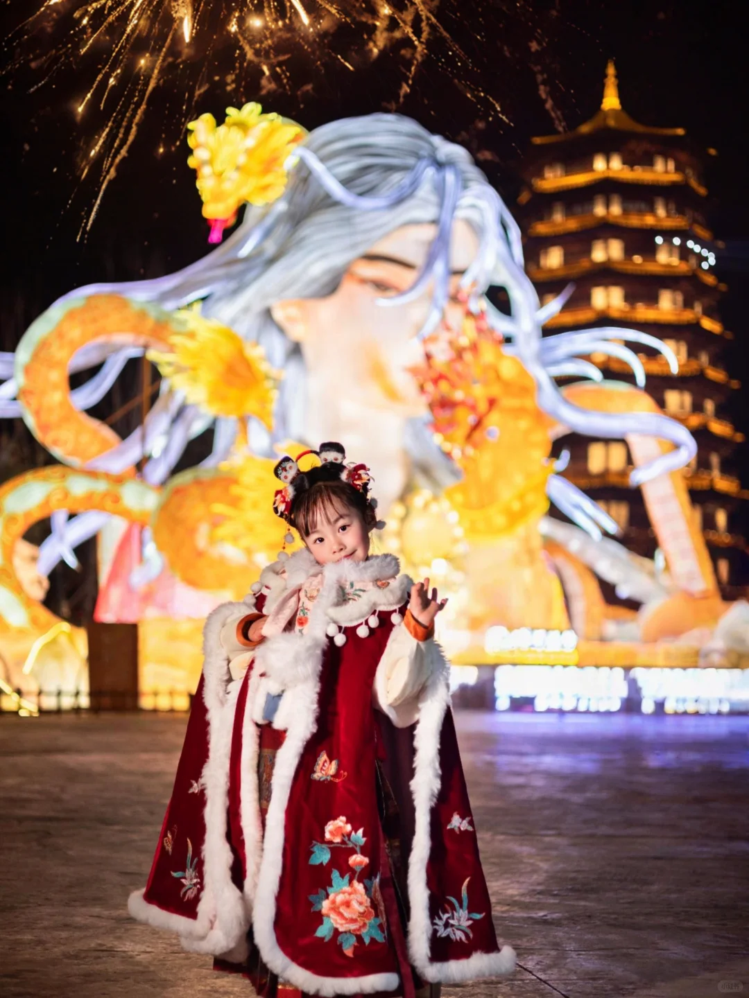 终于在今年灯会给女儿拍到了人生照片❗️