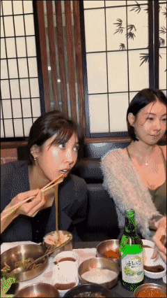 不要迷恋哥
哥只是个传说……[黑脸]