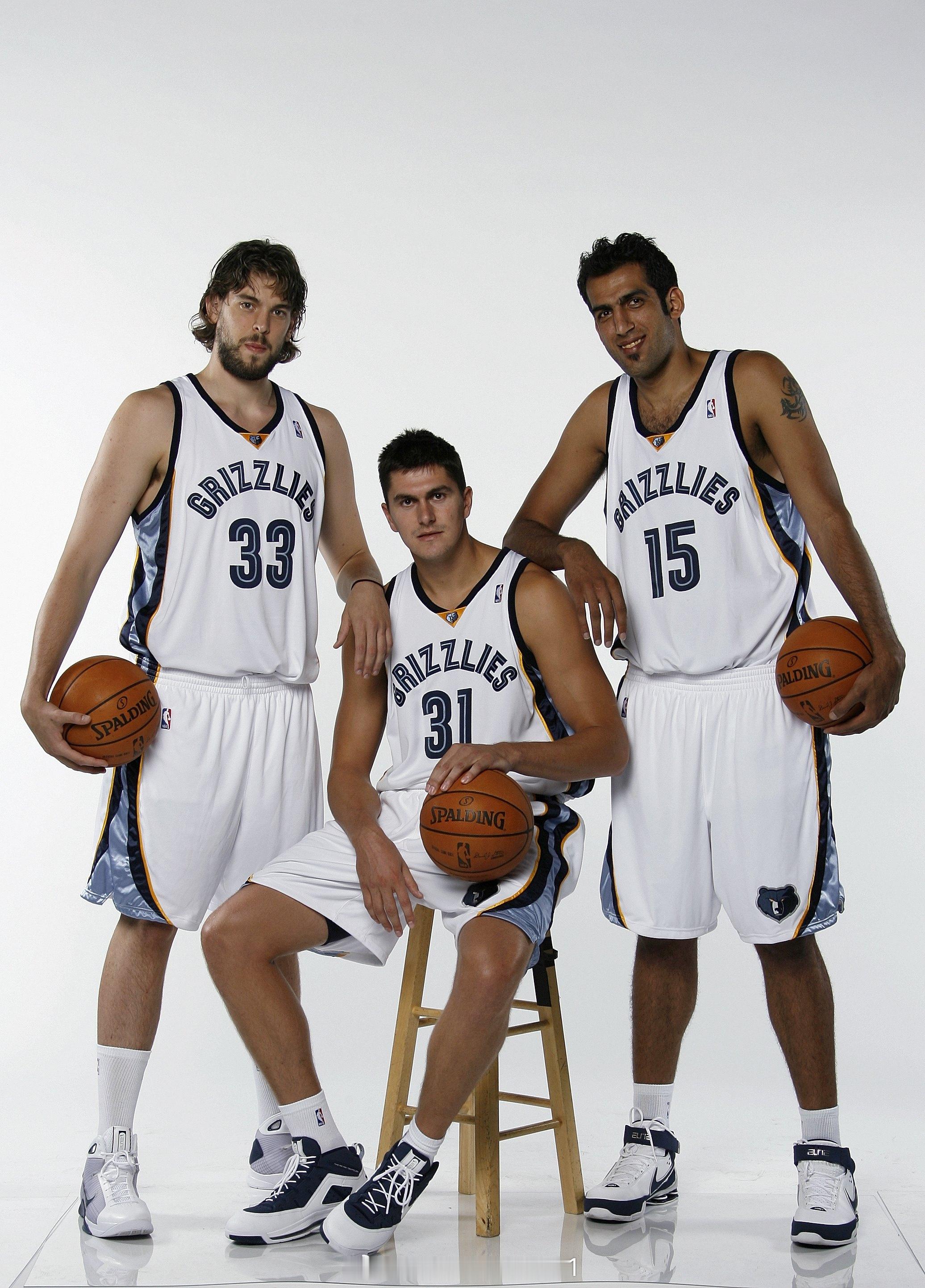 Marc Gasol (33), Darko Milicic (31) y Ha
