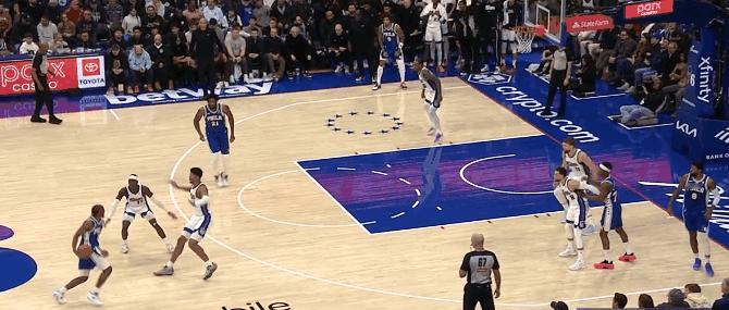 马克西绝杀国王——恩比德递的球。今天马克西+恩比德合计77分。本月马克西场均26