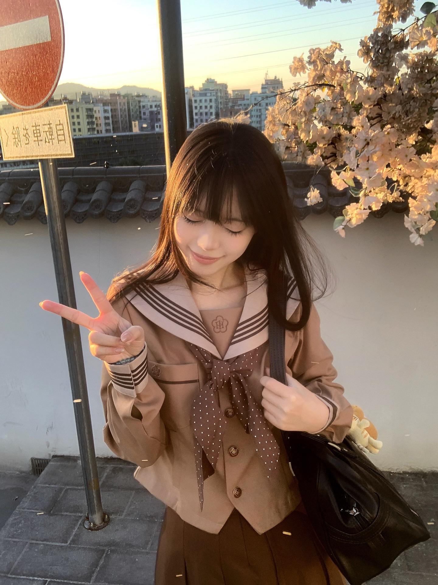 遇见你的那天 我的眼睛开始写情书