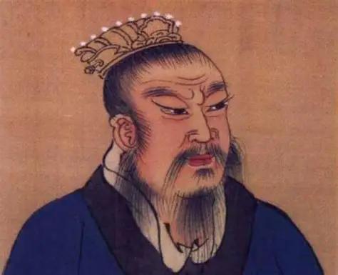 野史：公元前195年，刘邦临终前，紧紧握住戚夫人的手，短暂沉默后，沉声说道：“朕