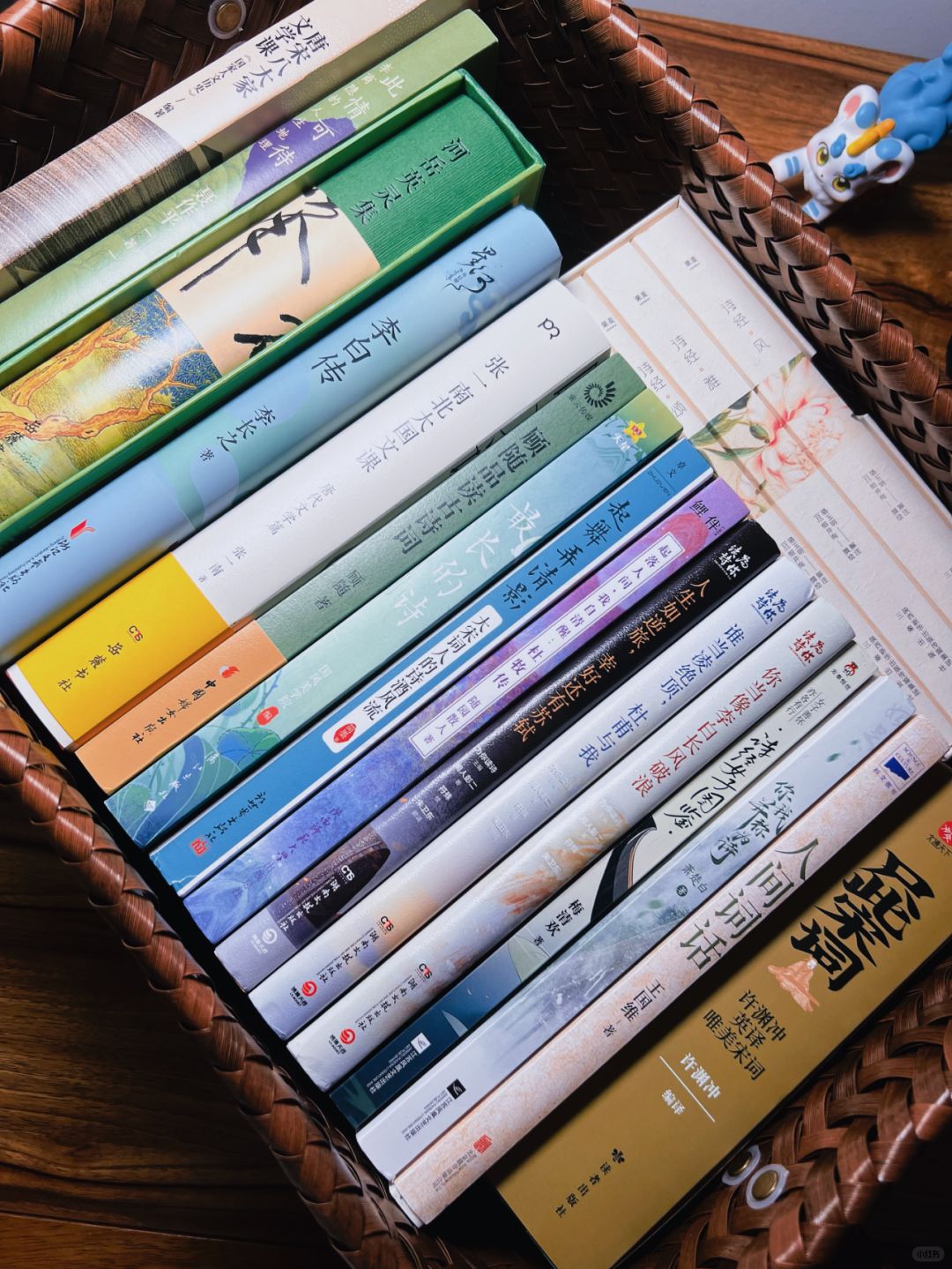 📖诗词书单：杜撰春日隽永，得见柳暗花明