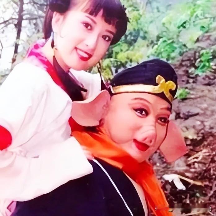 俗话也说得好:“爱美之心人皆有之。”所以，找一个漂亮老婆是所有男人的共同理想。