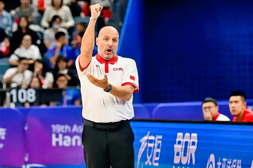 如果乔尔杰维奇卸任中国男篮主帅，最适合接替他的人是以下这五位：

1、杨鸣
2、