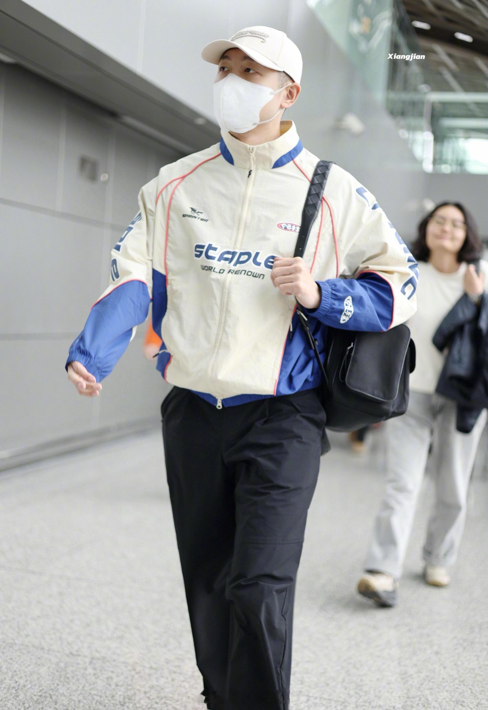 【许昕真的回国家队了 】这波真的破防了！😭4月16号，许昕从上海直奔成都训练基