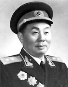 原南京军区副司令员：饶子健将军