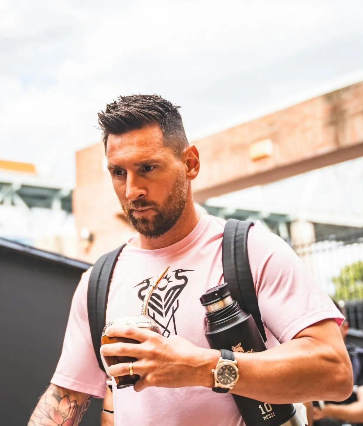 梅老七连六必升八，梅西的下个对手瑟瑟发抖了[尬笑]，关键是头要开窍啊！脚踢美职联