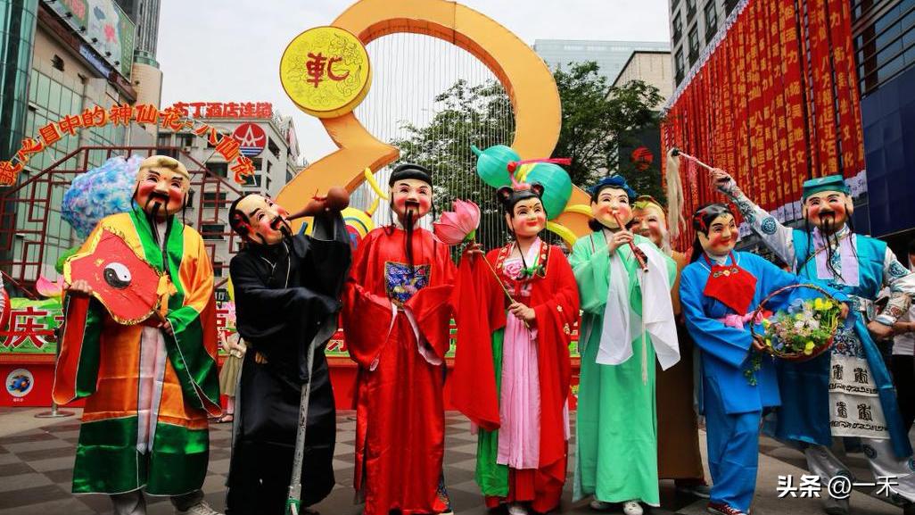 热闹开启！苏州国家级非遗“轧神仙”来袭，三天游玩攻略收好
 
苏州一年一度的民俗
