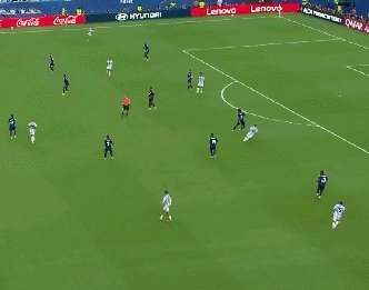 阿根廷vs佛得角第29分钟梅西进球，阿根廷1比0领先。 