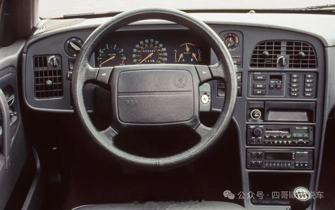 经典老车 萨博 Saab 9000 Turbo，一台更偏“理性”的涡轮轿车在20