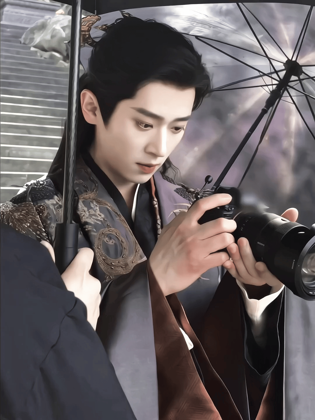 亮晶晶的眼睛亮晶晶的嘴巴and呼呼🥚总的小手🥺🥺 ​​​