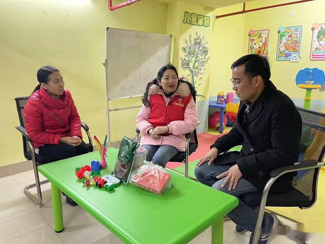 柳南区妇联开展“把爱带回家 同心护成长”寒假关爱行动系列活动