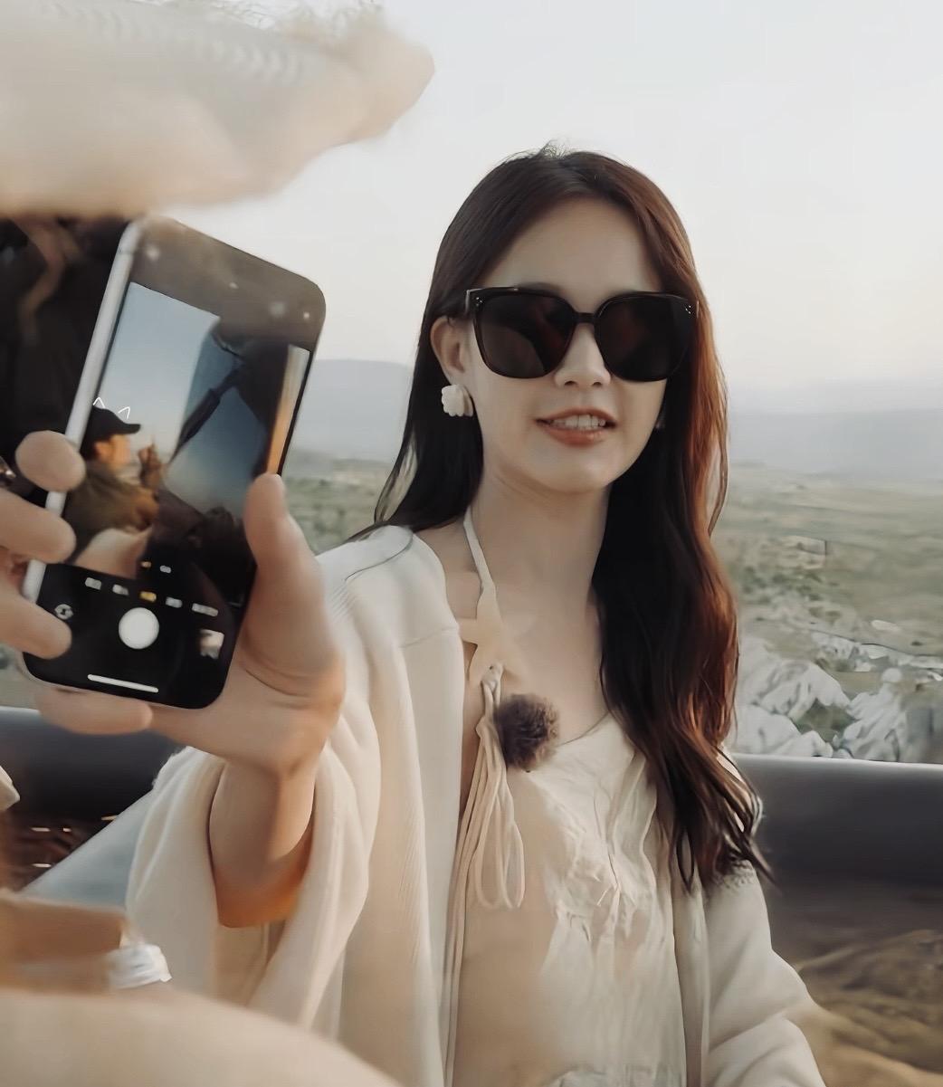 我再说一遍 我们才是真的。