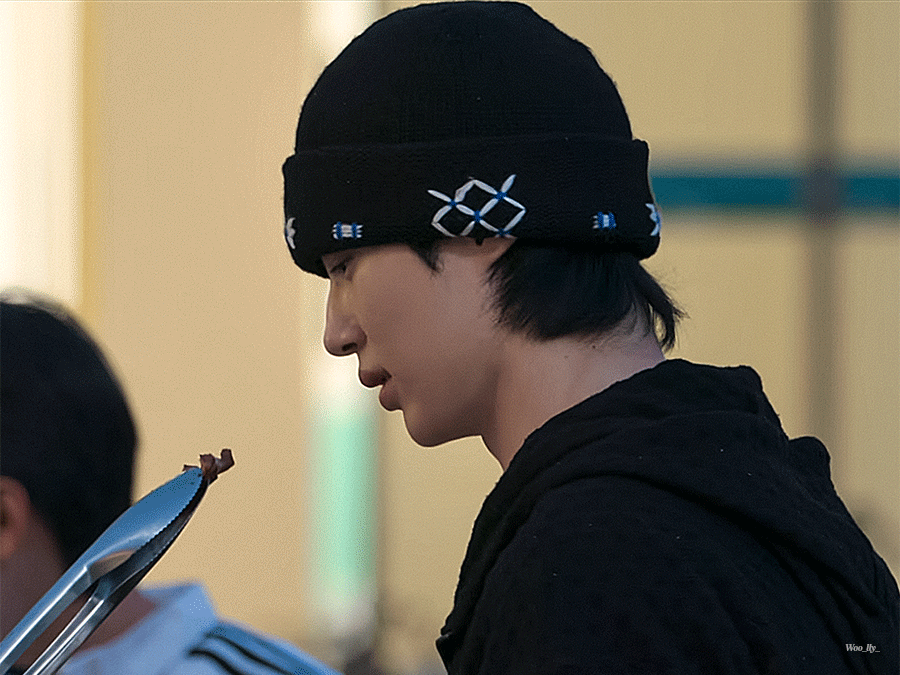 边佑锡 🩵 向全世界安利边佑锡各种小表情萌鼠了，舔舌头更是🥵© Woo_ll