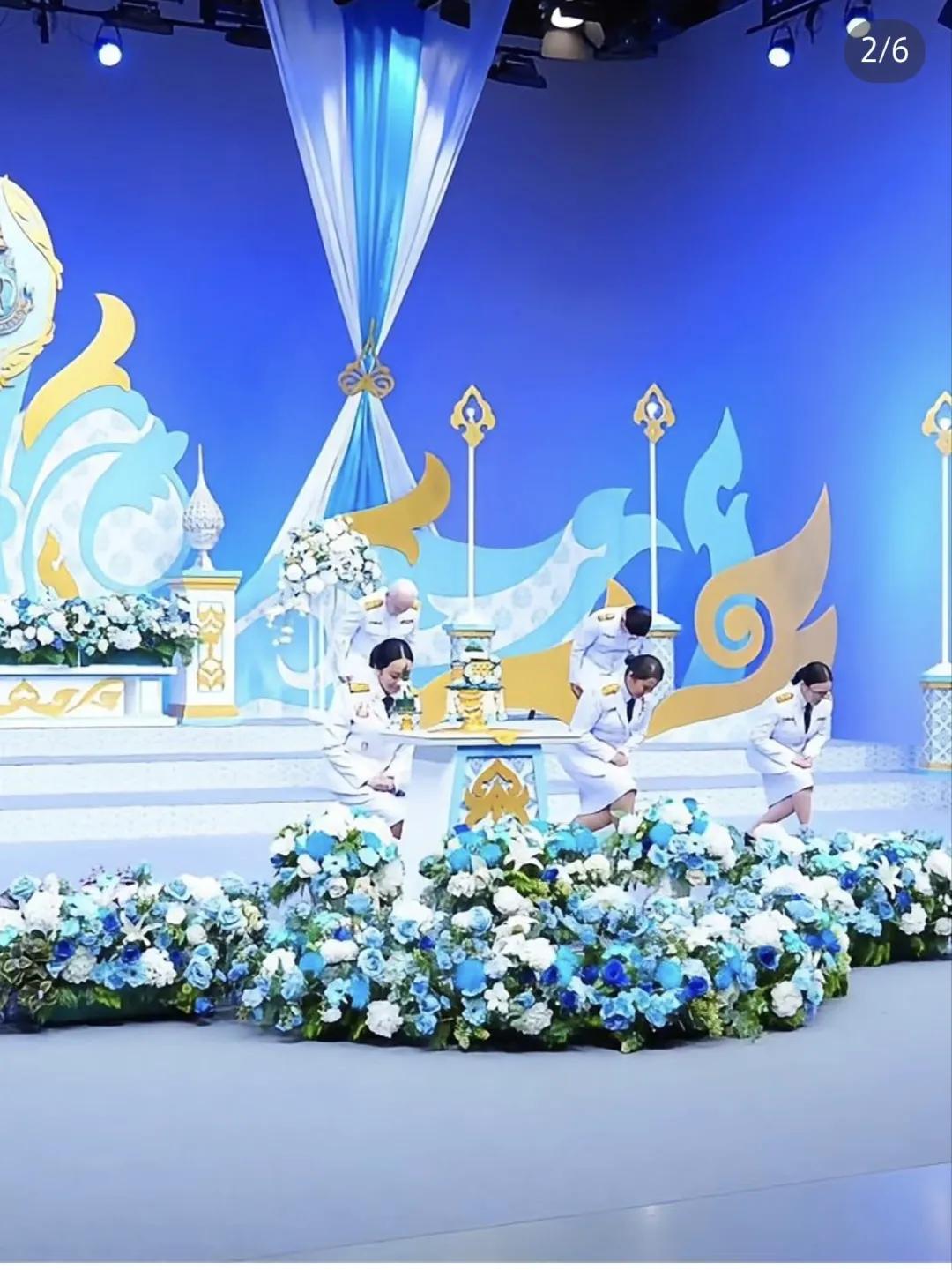 无论做什么事情，文化部长佩通坦都是一丝不苟，认真履行职责：当地时间7月25日，佩