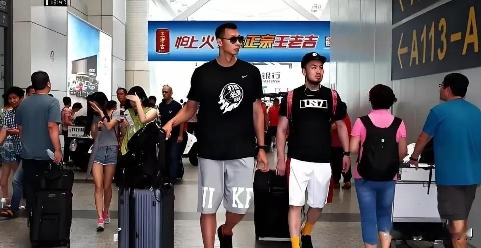 [黑脸]有一说一，阿联始终保持沉默：1、清者自清，浊者自浊，只要自己走的端，行的