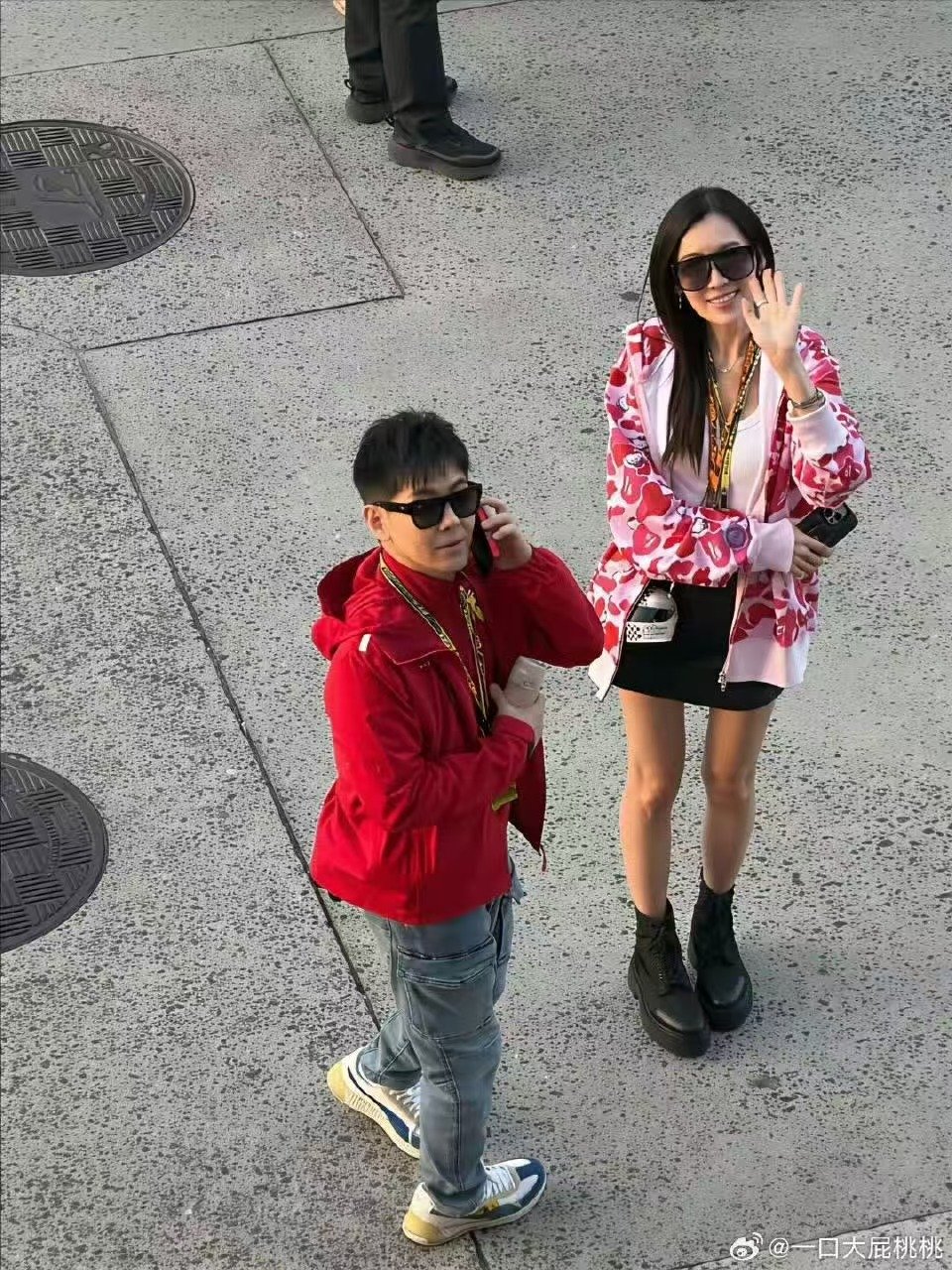 上海F1偶遇林志颖陈若仪林志颖陈若仪现身上海f1大奖赛林志颖陈若仪观赛f1 