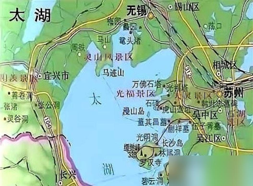 你敢信吗？太湖底下，2.3米厚的淤泥，上面才趴着不到1.9米的水。说白了，以前的