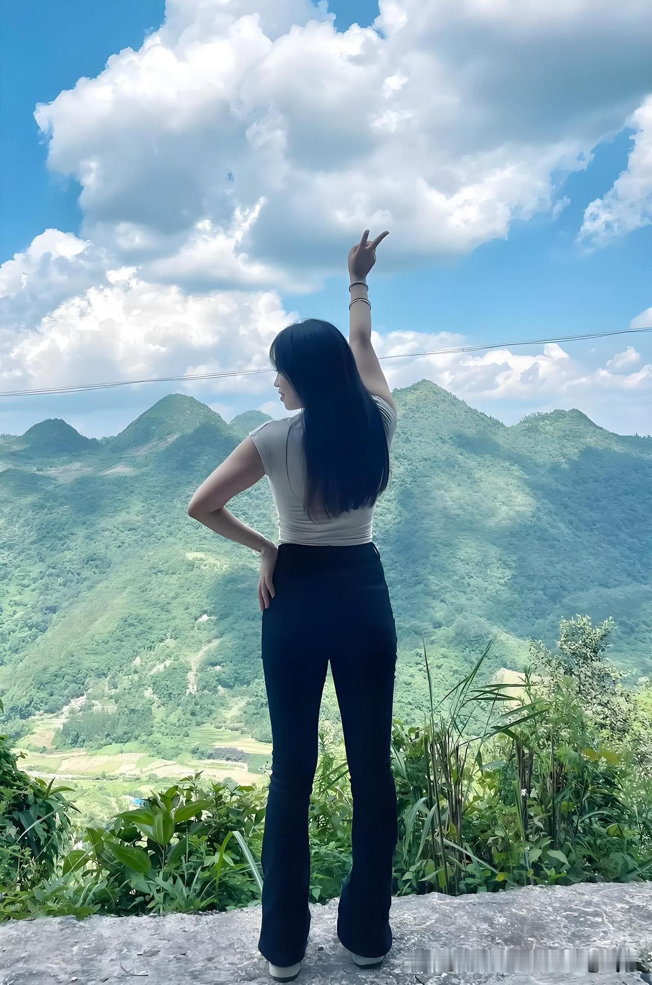 你知道家族兴旺的三个关键因素吗一个家族能否代代兴盛，从来不靠一时暴富，而是藏在三